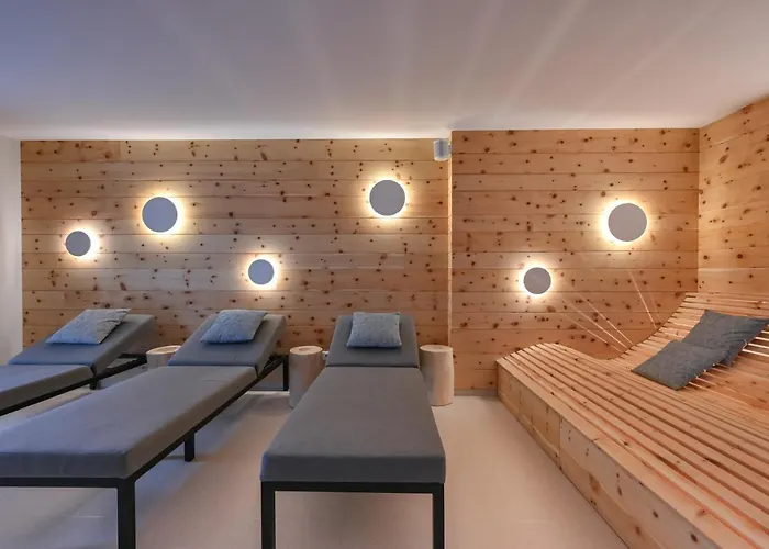 Hotel Gaestehaus Sankt Ulrich 3*